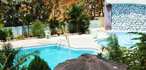01_swimmingpool_haus.jpg